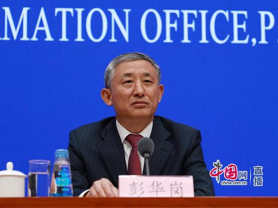 国资委:国企民企不存在谁进谁退 更不涉及意识形态